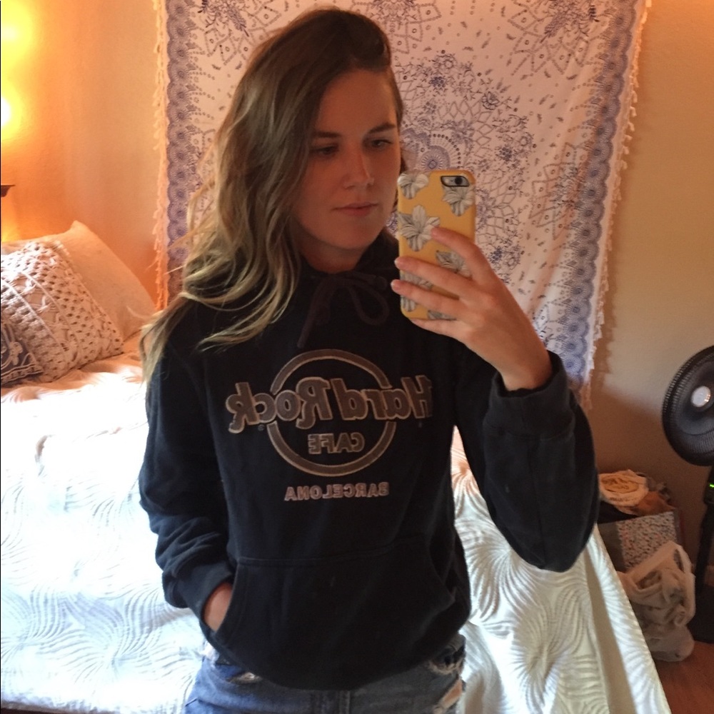 Hard Rock Cafe sweatshirt